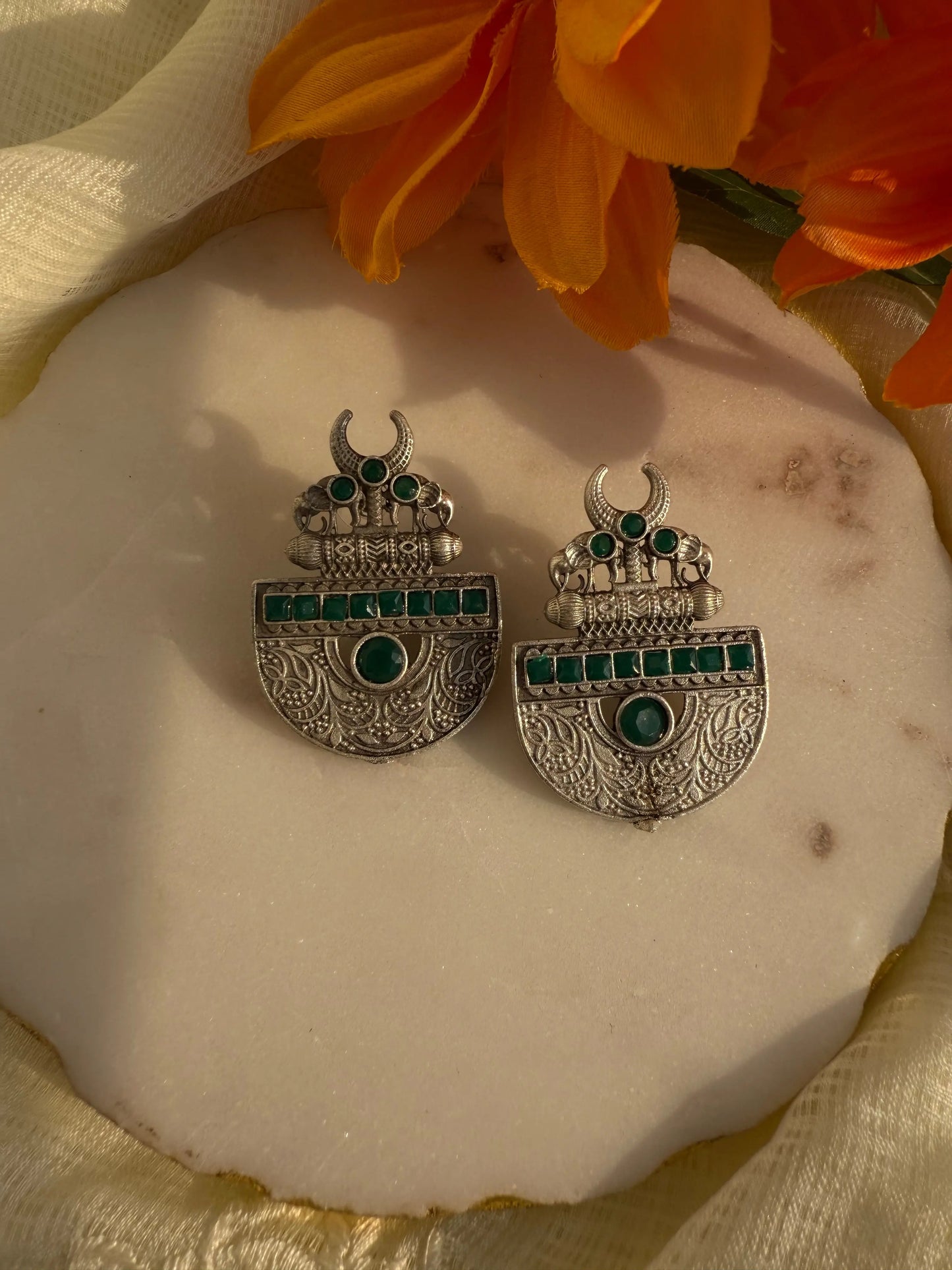 Green Chandra Earrings - The Ornate Gleam Jewellery