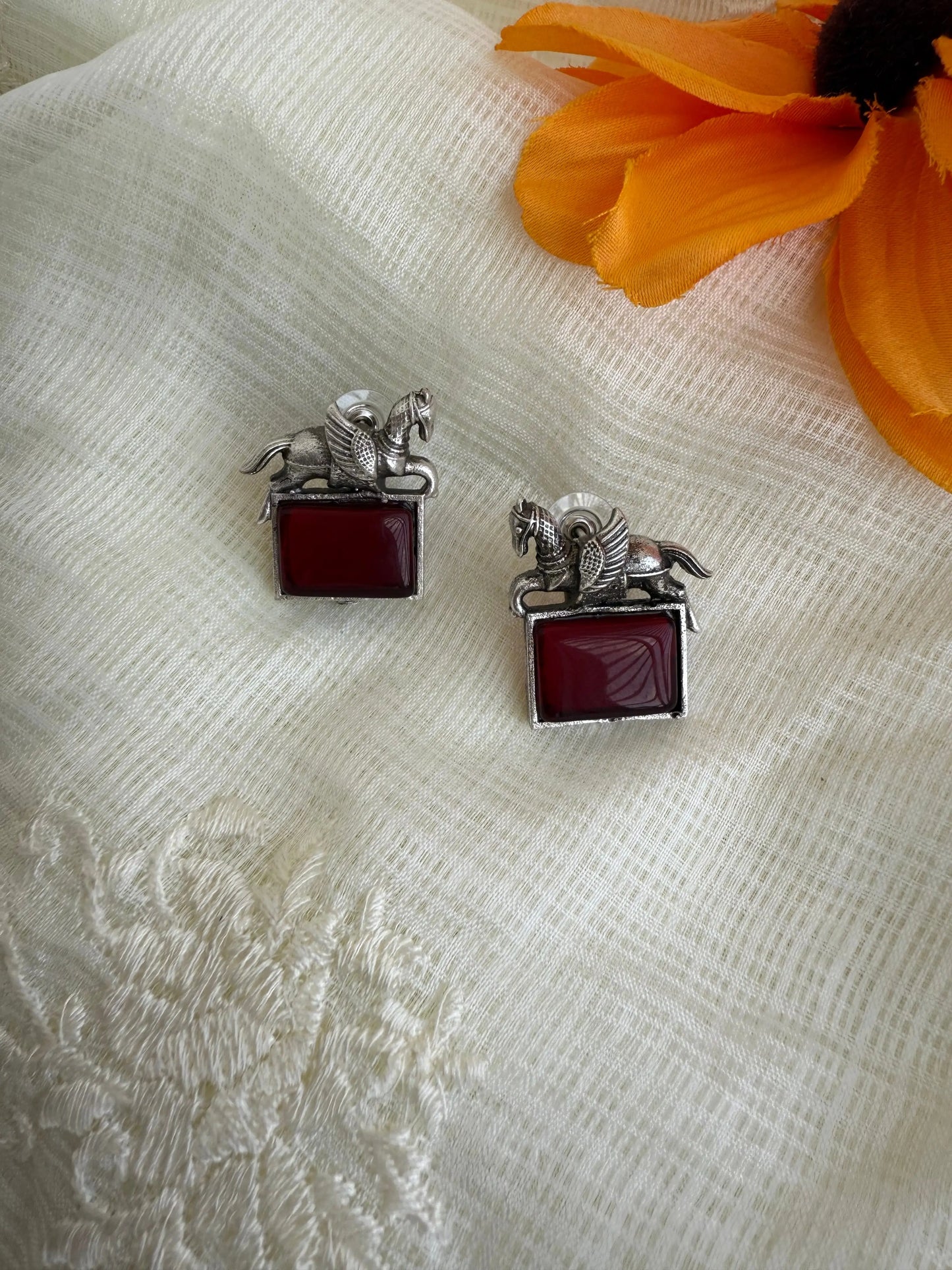 Ashwa Red studs KH