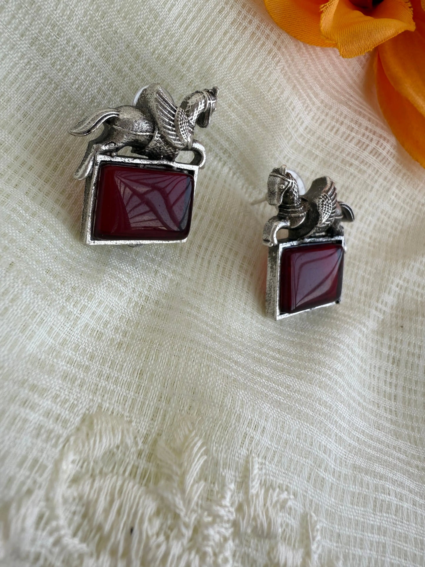 Ashwa Red studs KH