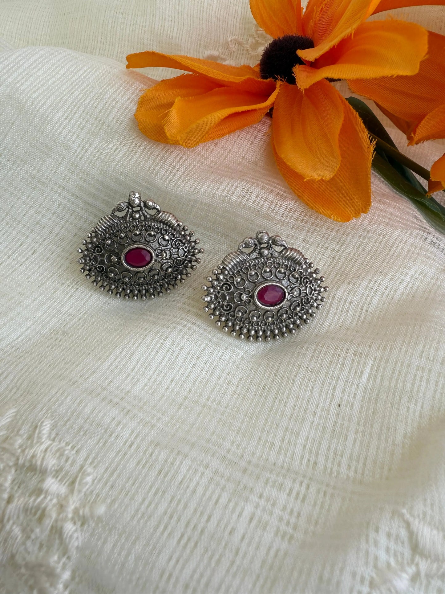 Neha Pink studs KH