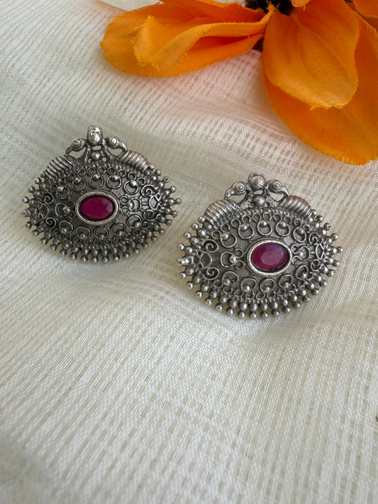 Neha Pink studs KH