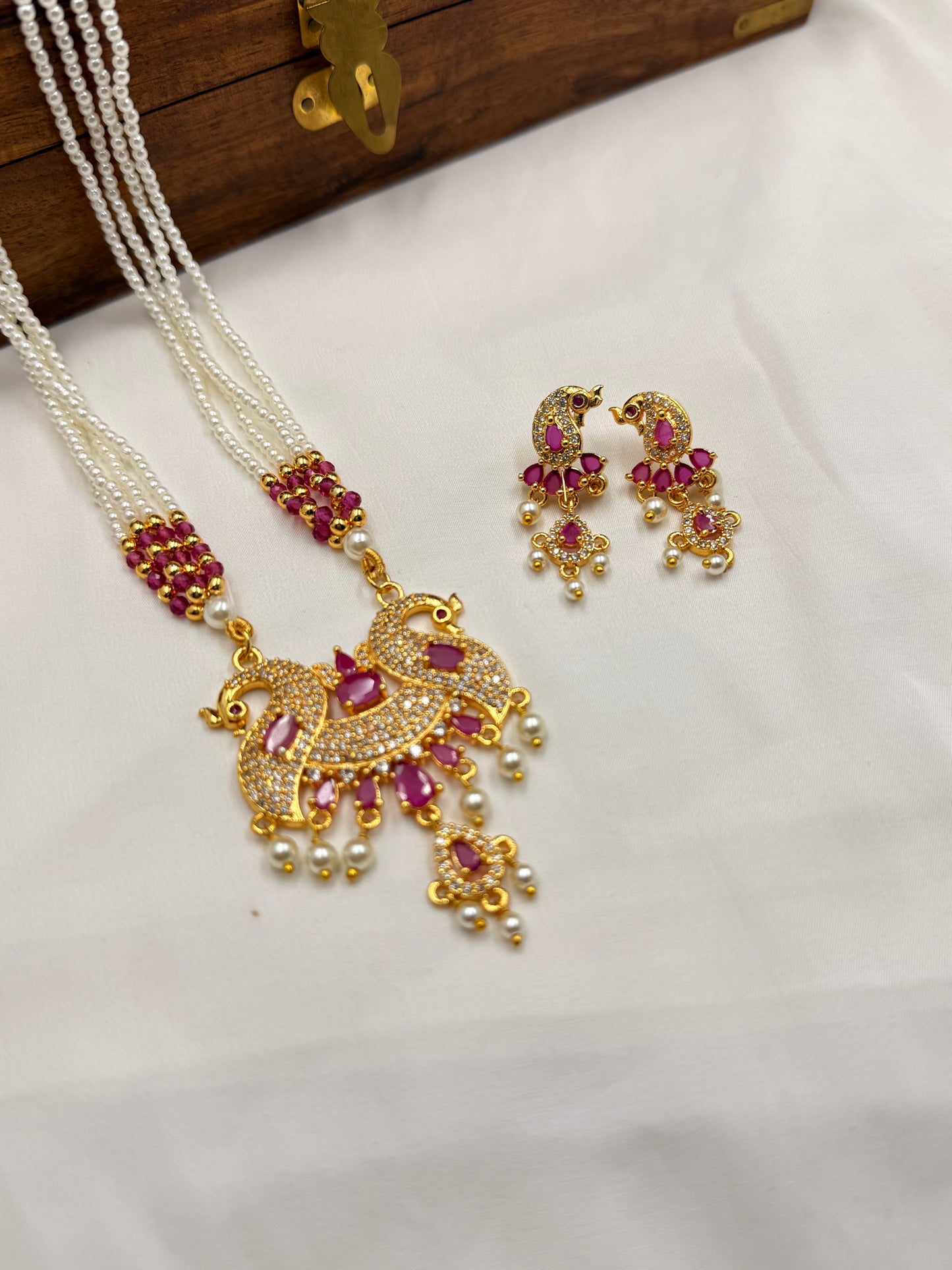 Mayura short Tanmani Necklace Set