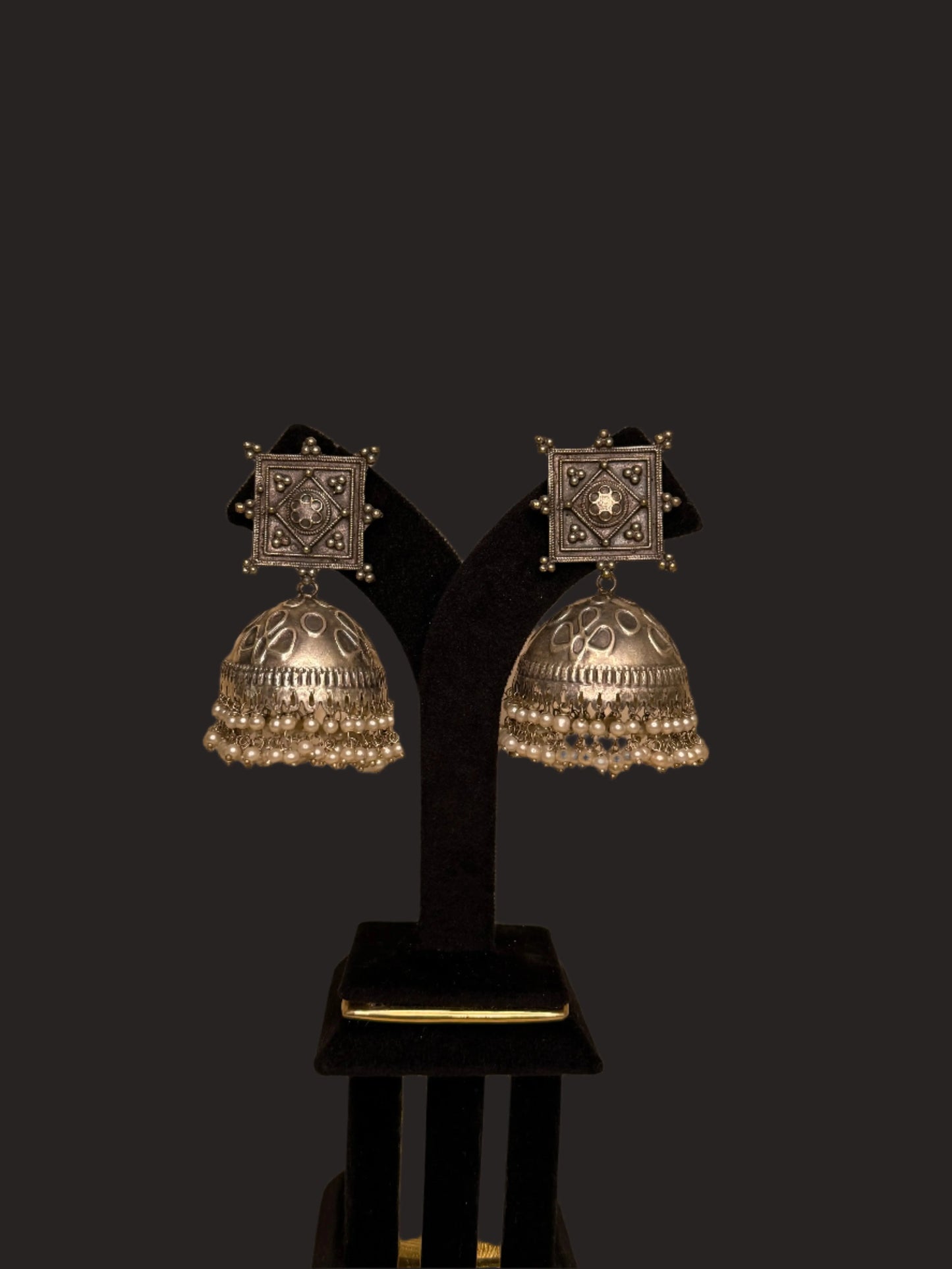 Chhavi Oxidized Pearl Jhumkas KH