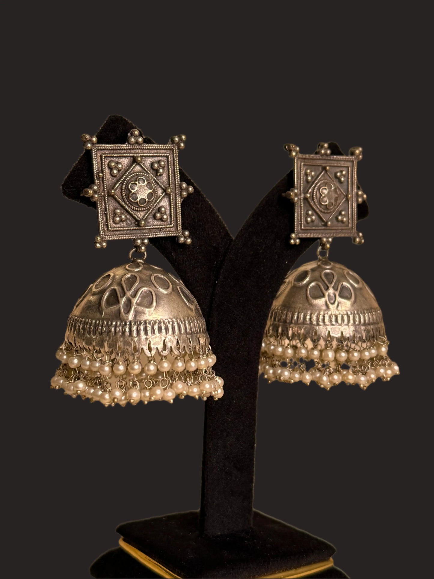 Chhavi Oxidized Pearl Jhumkas KH