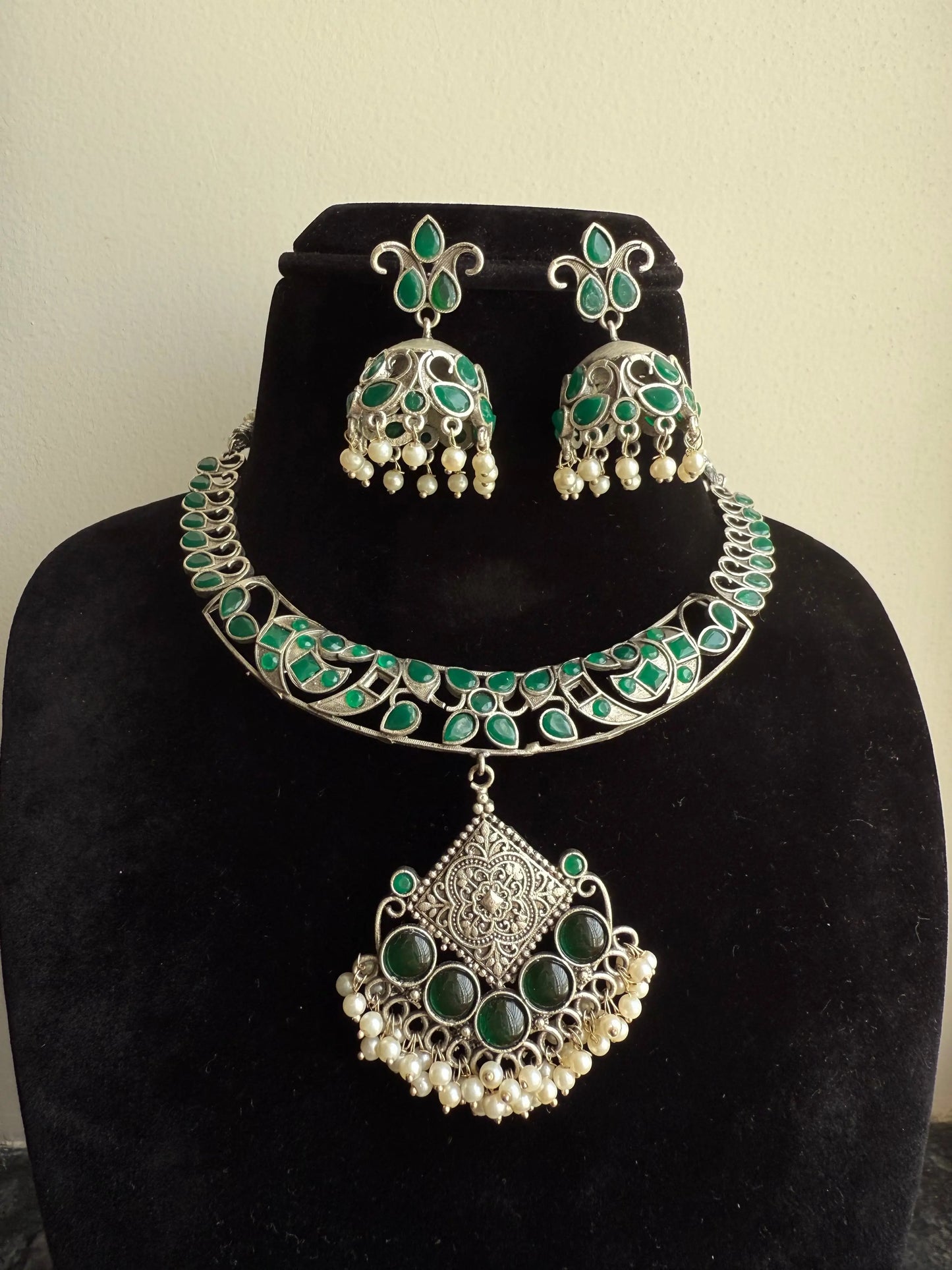 Green oxidized Necklace set KH