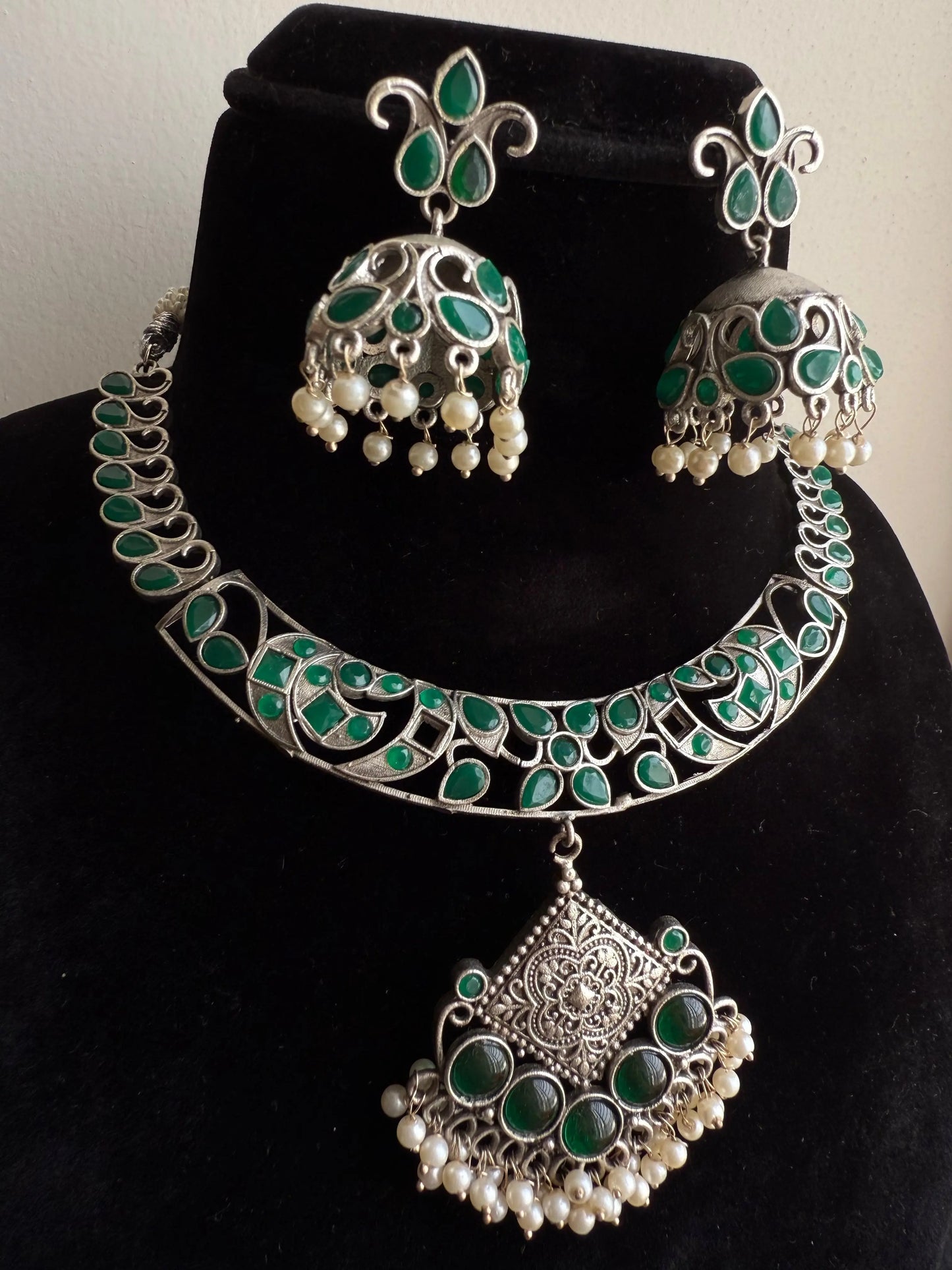 Green oxidized Necklace set KH