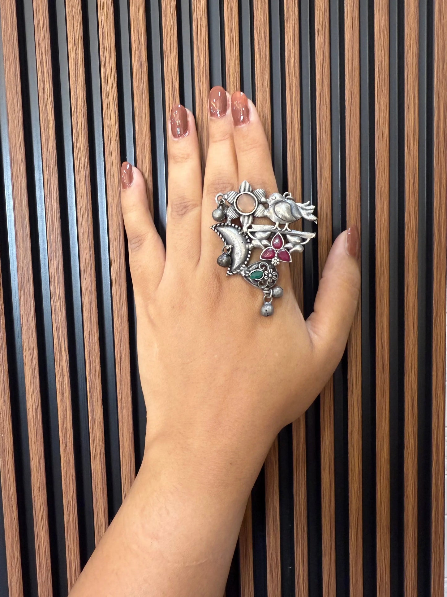 Oxidized Statement Finger Ring KH