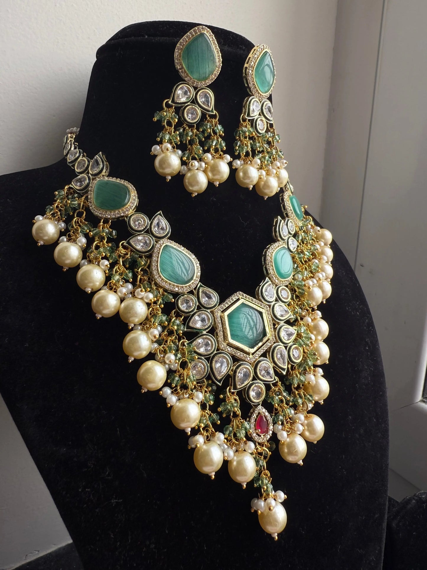 Mint green necklace set KH