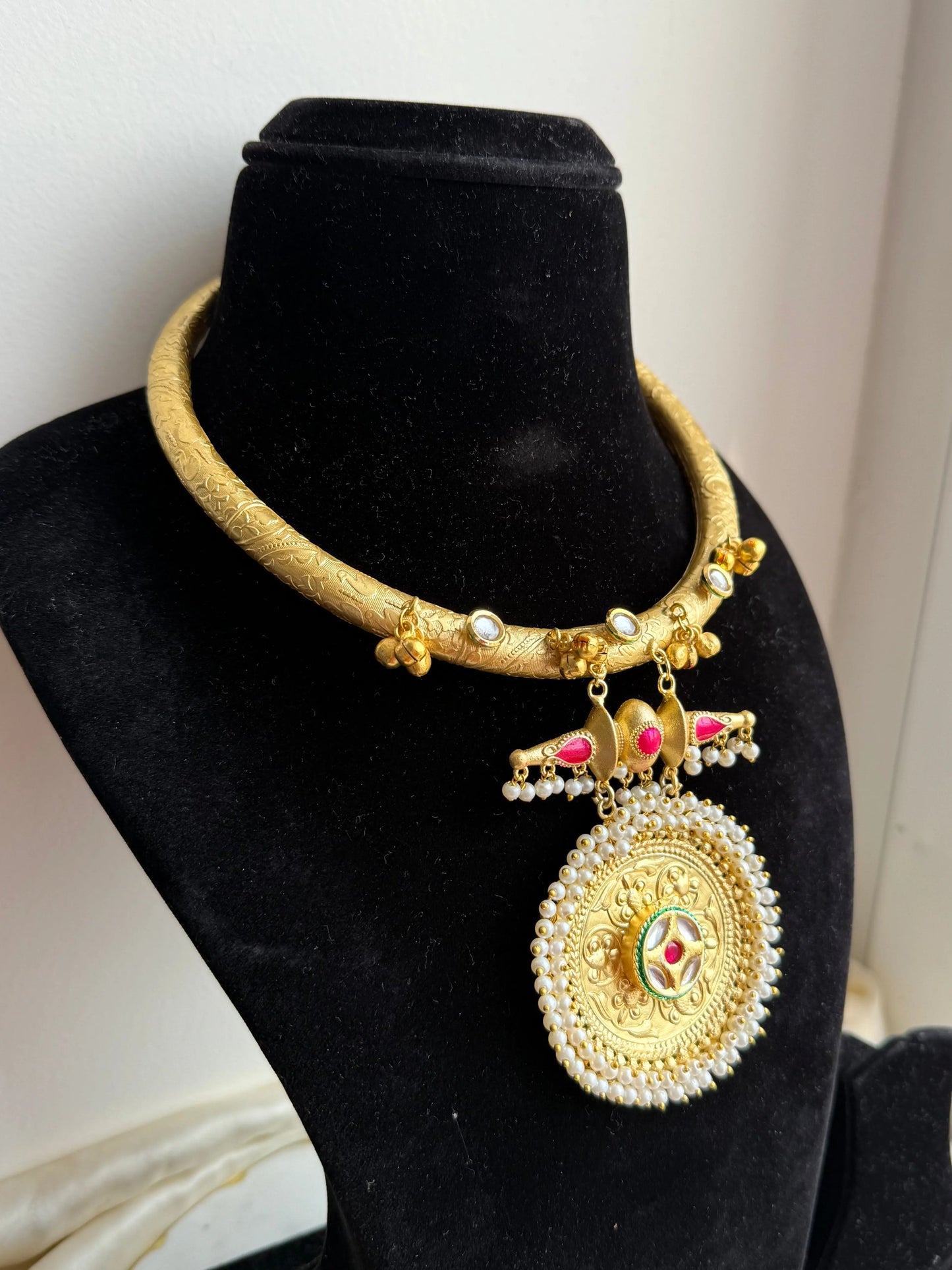 Vajra Hasli necklace KH
