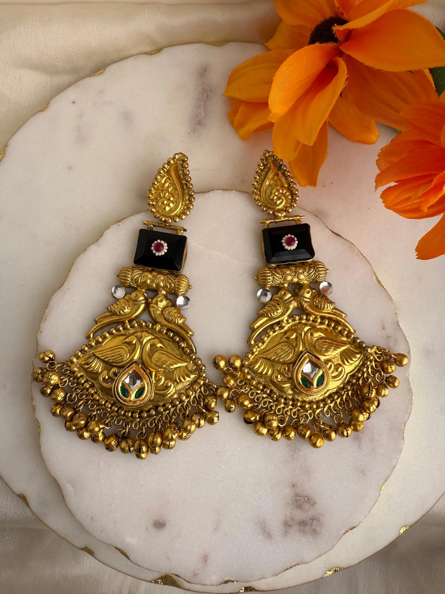 Sakshi Gold tone chandbali earrings in Black and Green colour KH