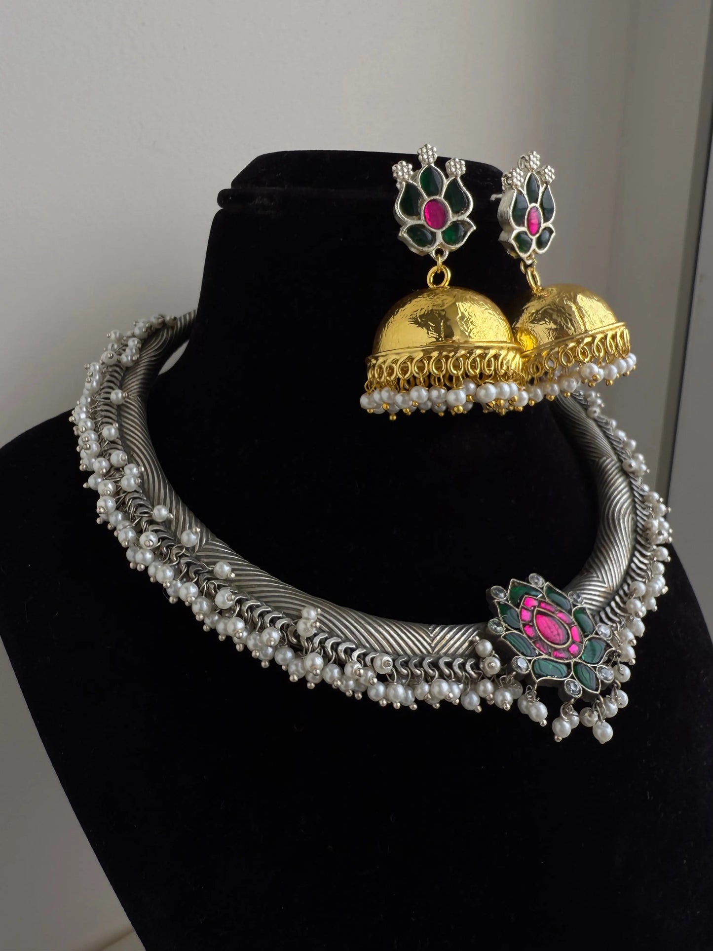 Mia Hasli necklace set KH