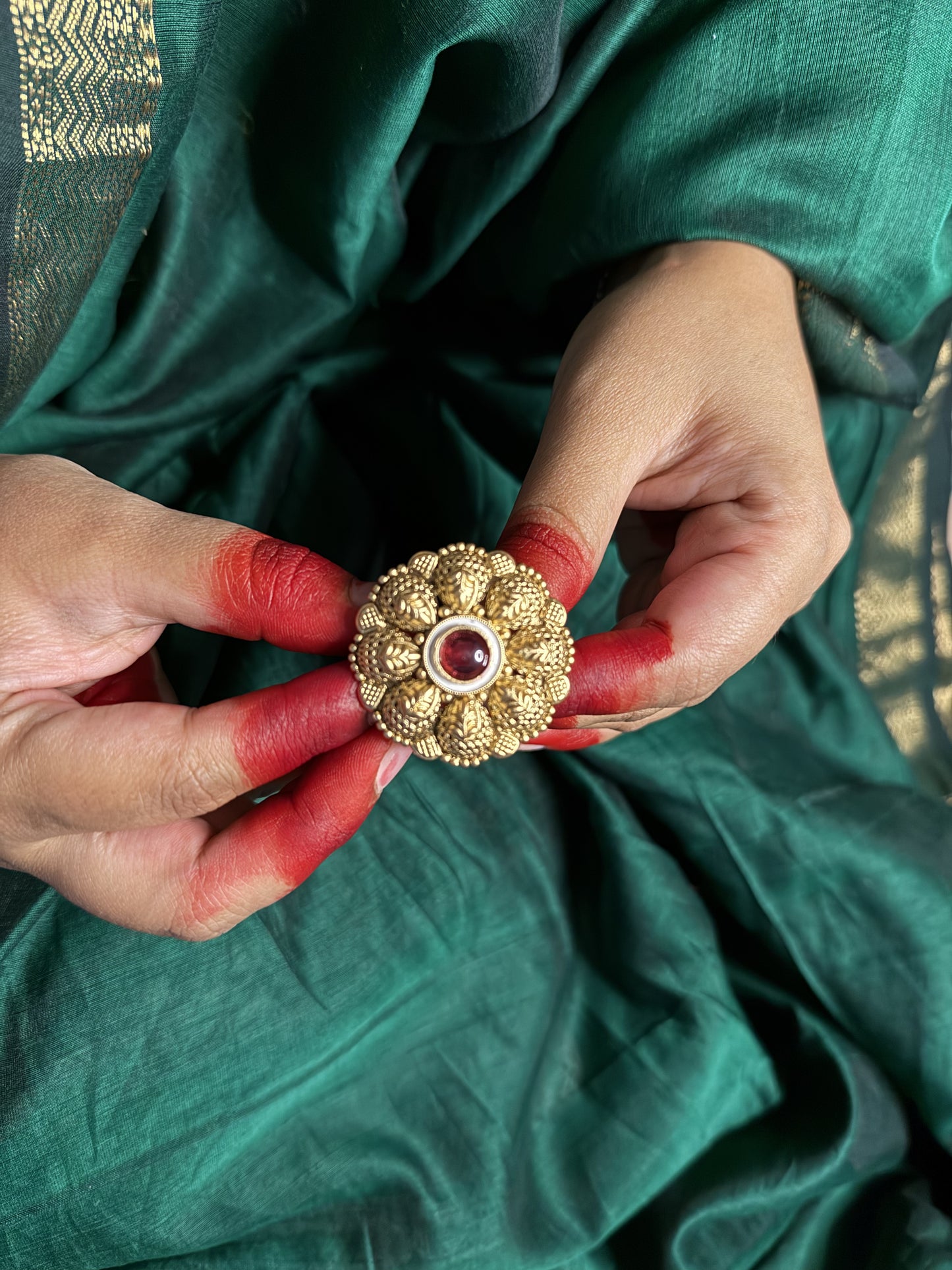 Phool finger ring KH