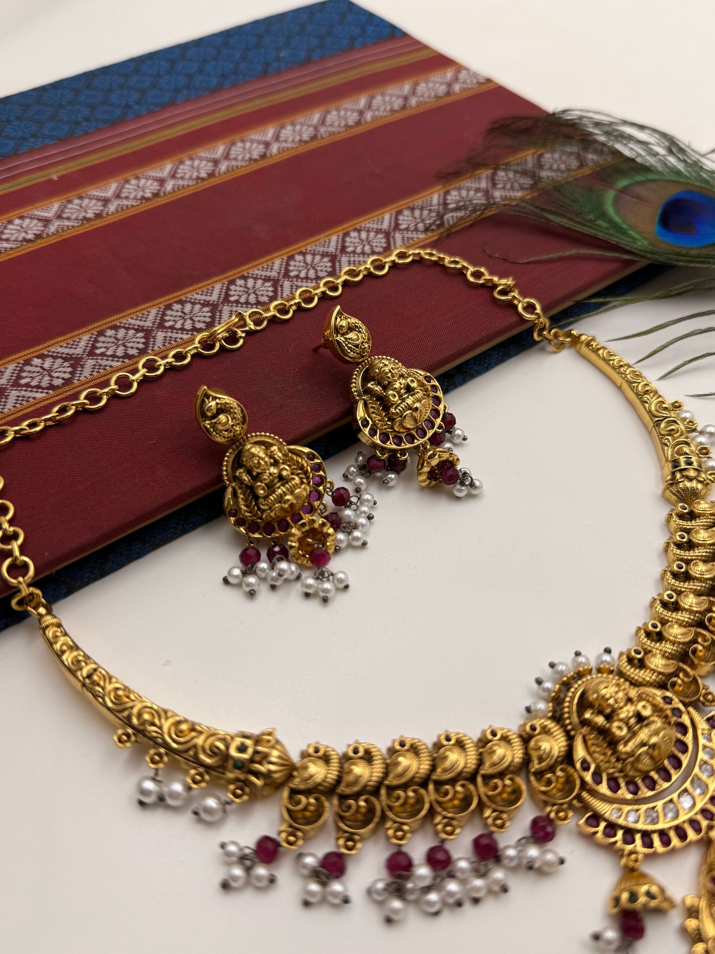 TEMPLE NECKLACE SET - NKT33