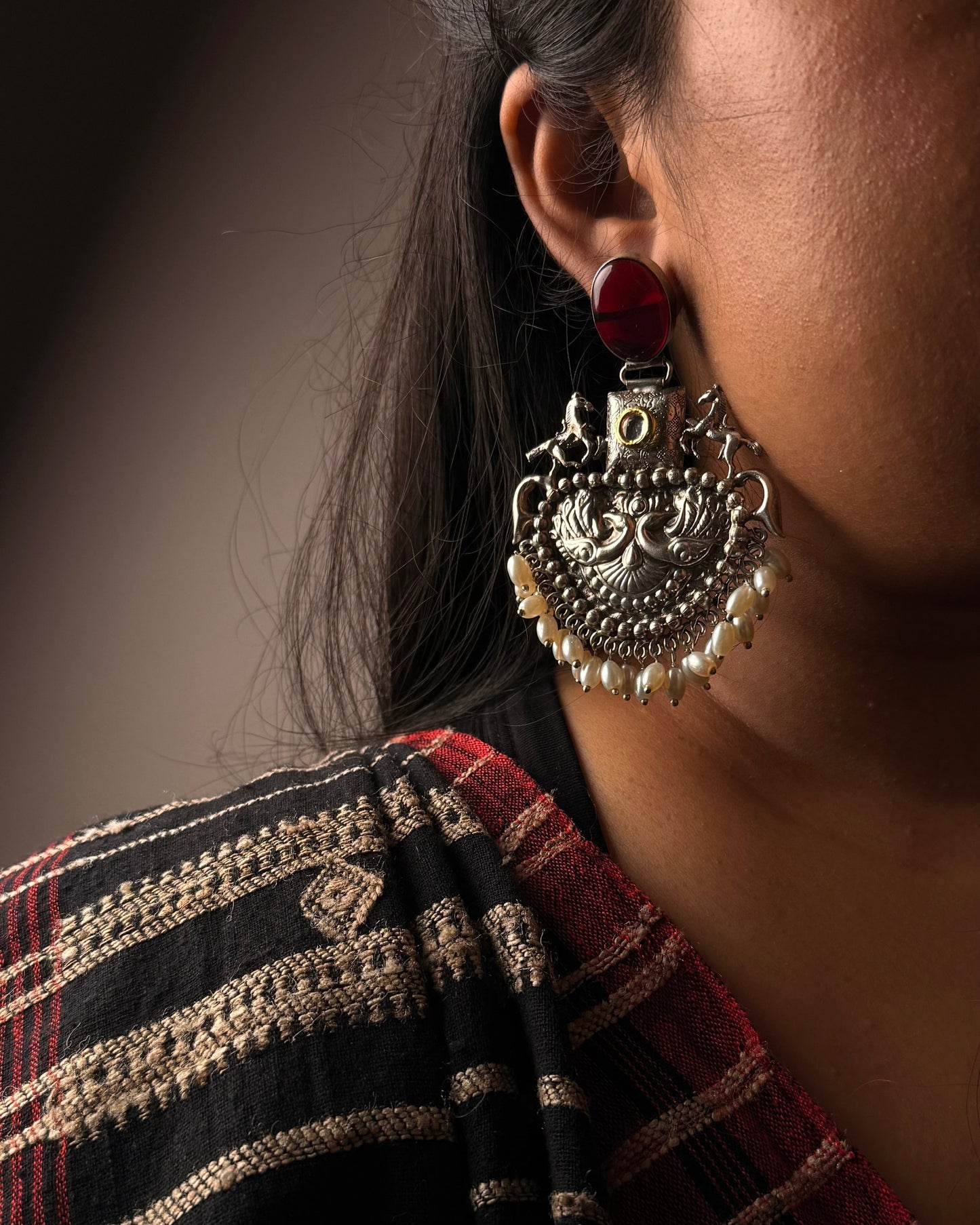 ASHWA OXIDISED CHANDBALI EARRINGS