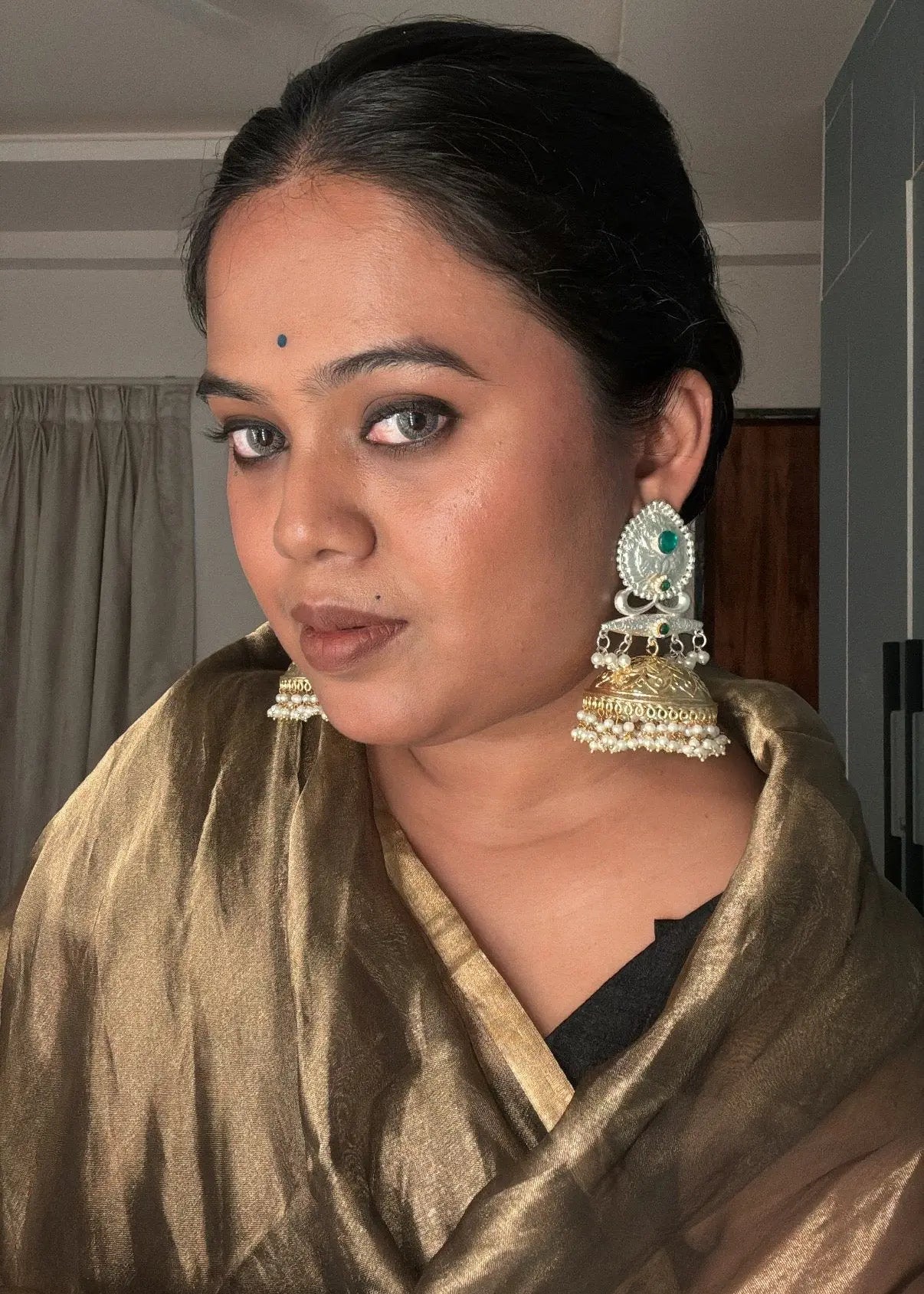 Tejasvi Dual Tone Jhumkas KH