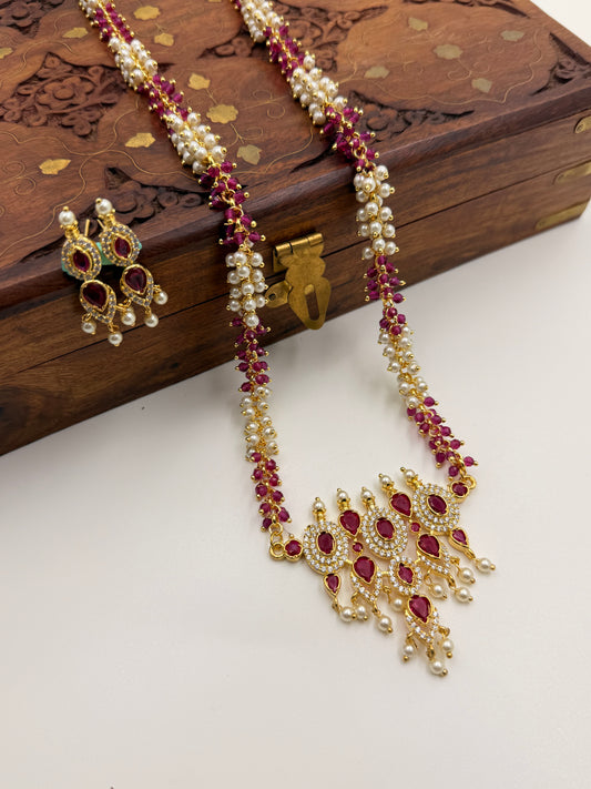 GAJARA LONG NECKLACE