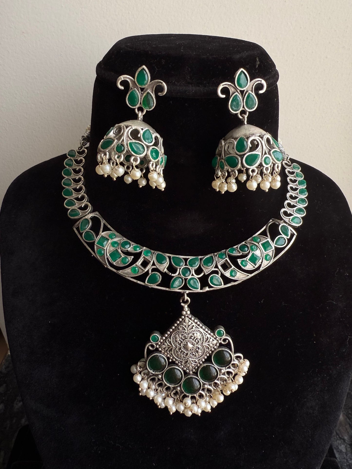 Green oxidized Necklace set