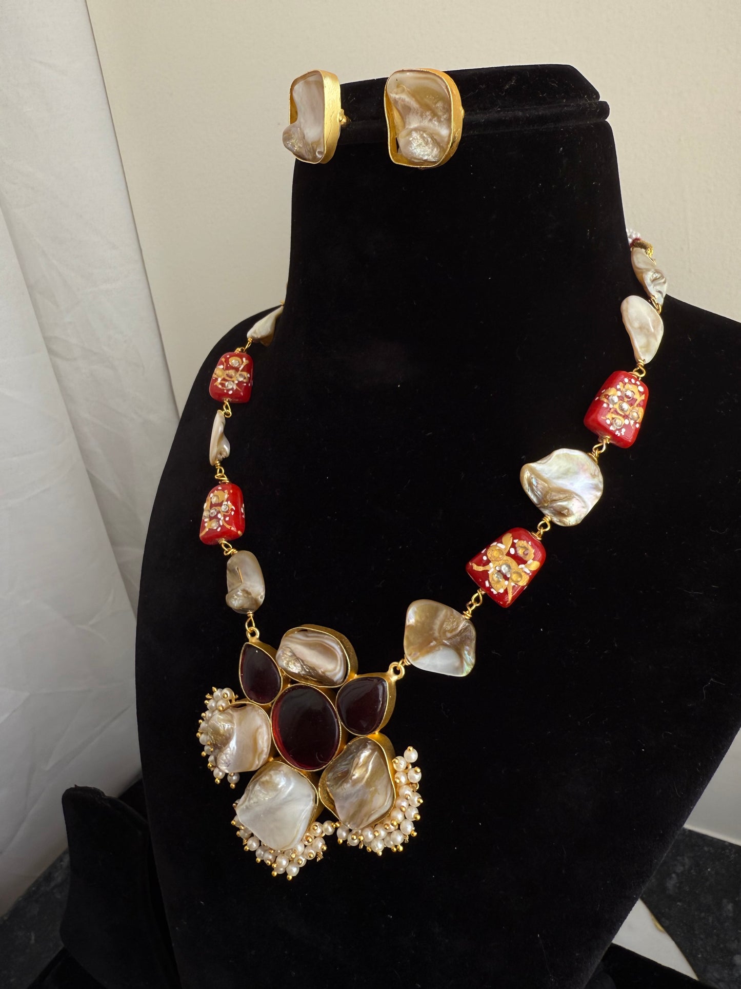 Red Mother of Pearl Necklace