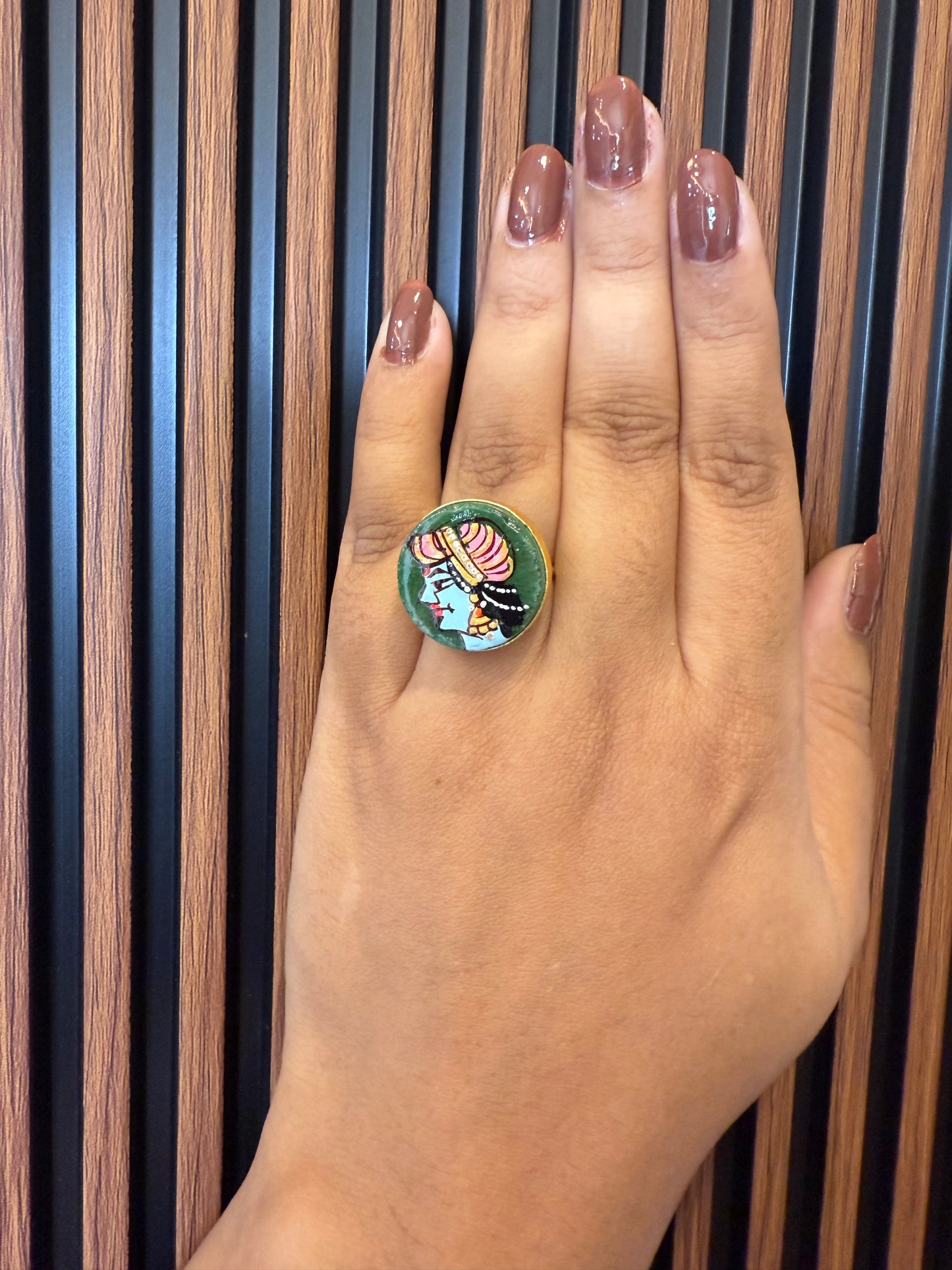 Green Kanha tanjore Finger Ring