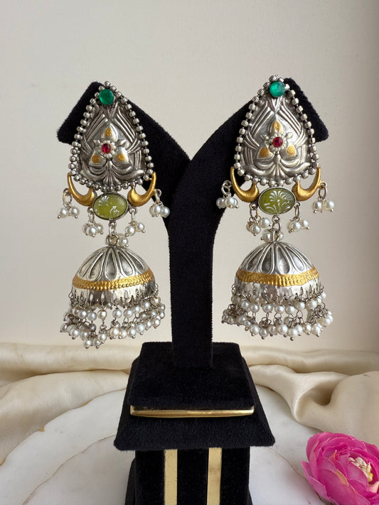 Dual tone jhumka