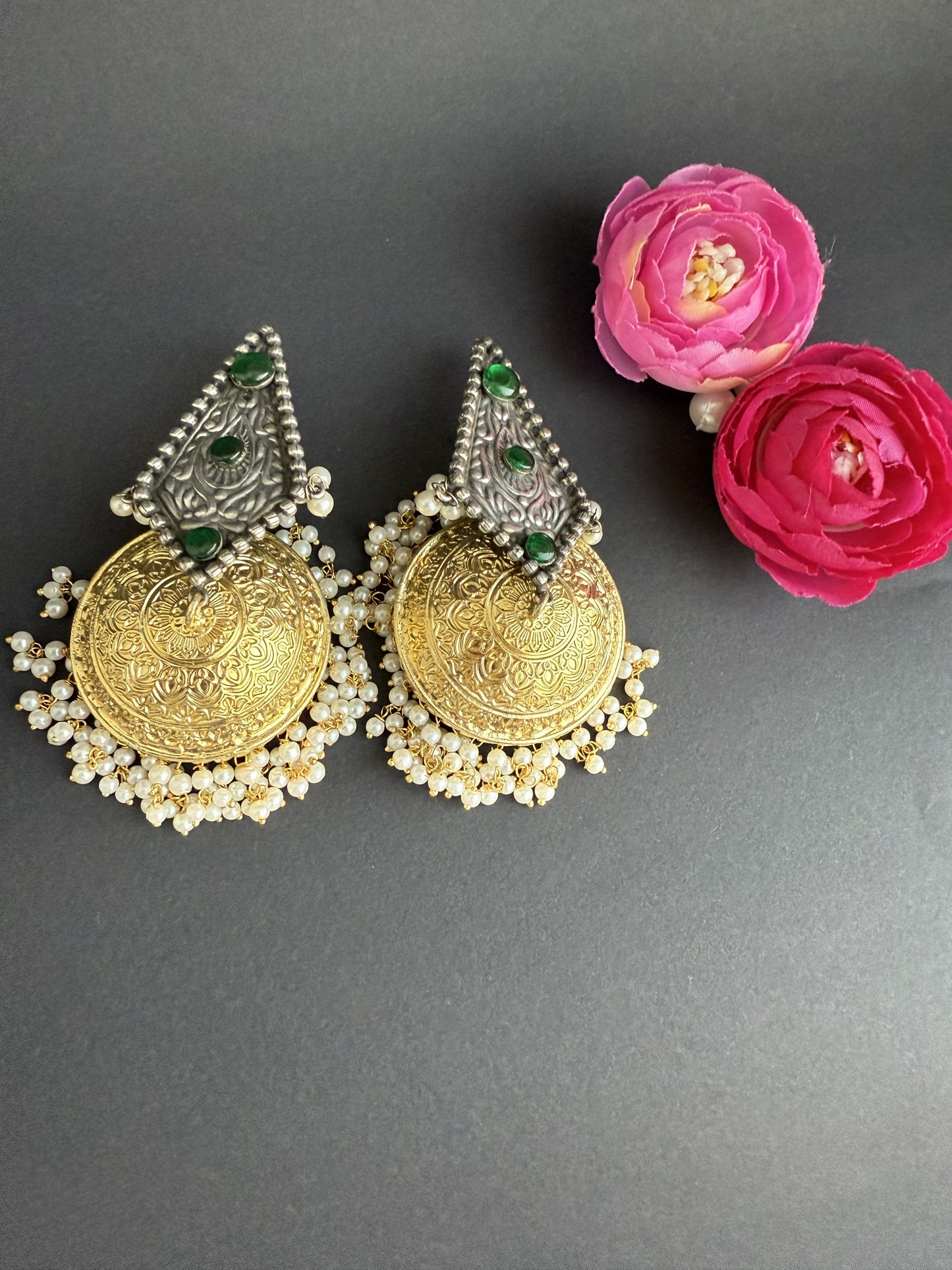 Sakhee Dual tone jhumkas