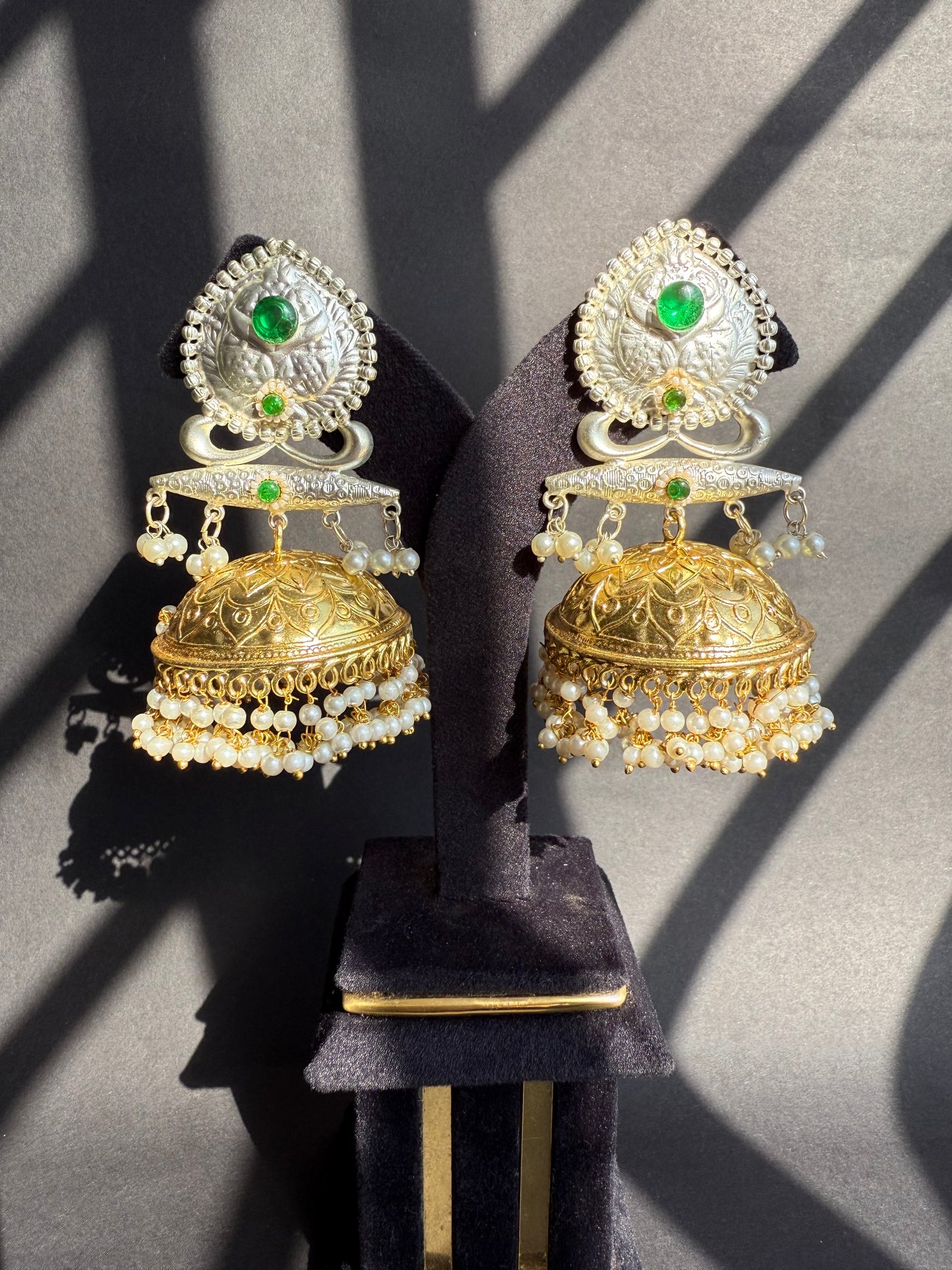 Tejasvi Dual Tone Jhumkas