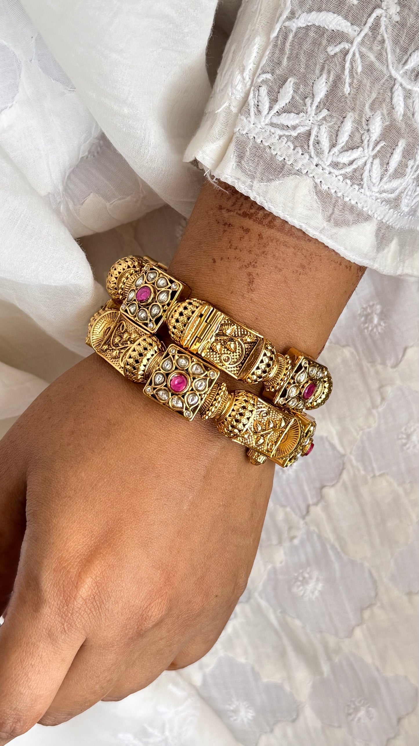 KADA/ BANGLES KSB004